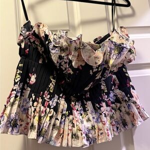 White House Black Market Floral Pleated Crop Top